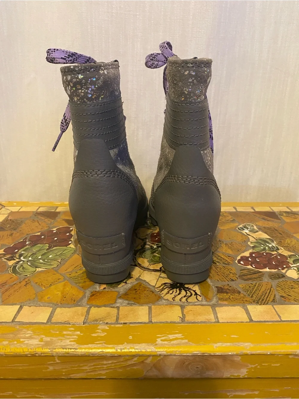 Sorel Gray Hidden Wedge Lace-Up Boots with Purple Laces
